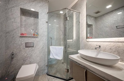 Hang Xanh Apartment | SIGNATURE SUITE LANDMARK 81