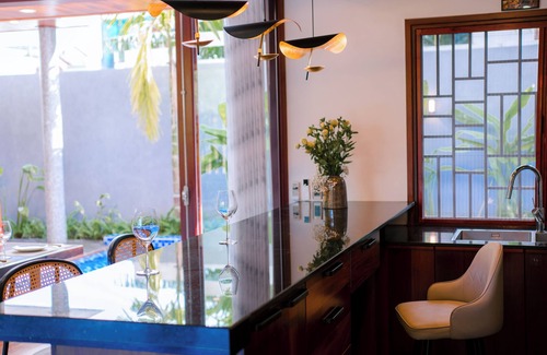 Son Tra Villa | Sila Mandala Villa - Luxurious 5-bedroom villa with WiFi, AC in fabulous Đà Nẵng
