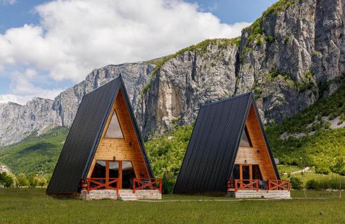 Savnik House | Silence House