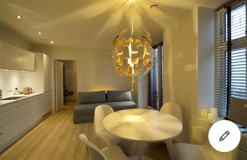 København V Apartment | Silent apartment with balcony at the city center