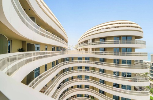 Saadiyat Cultural District Apartment | Silkhaus Sea View 1BDR Stay in Saadiyat Island