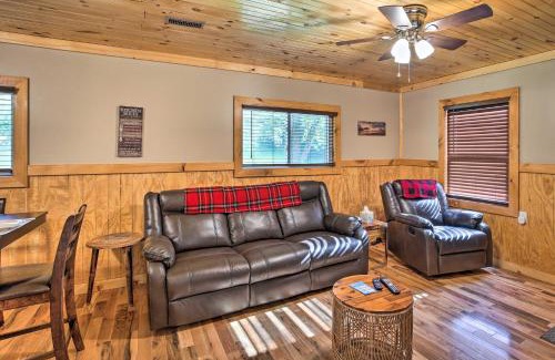 Beattyville House | Silver Creek Cabin with Hiking Less Than 1 Mi to Town!