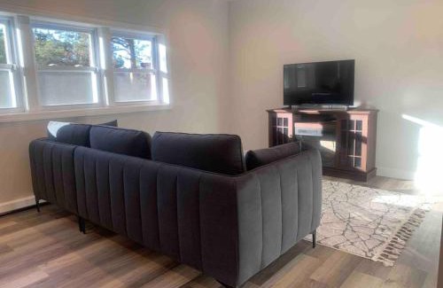 Fairland House | Silver Spring Serene 2BR2BA, Nature And Access