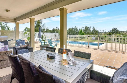 Rothbury House | Silver Springs 6br Luxury Homestead with Wifi, Pool. Fireplace, Views, Olives and Space