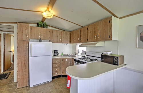 Silver Springs Cabin | Silver Springs Cabin w/Deck - Right on the Lake