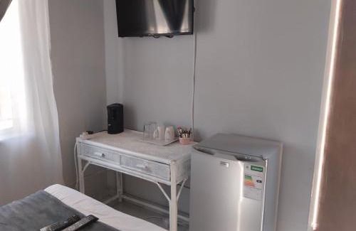 Middelburg House | Silver Vain