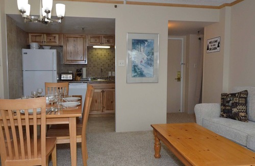 Snowshoe Condo | Silvercreek #1215: 2 bedroom, 2 bath. Newest, nicest rental in kid friendly Silver Creek