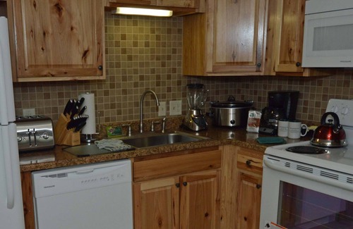 Snowshoe Condo | Silvercreek #1215: 2 bedroom, 2 bath. Newest, nicest rental in kid friendly Silver Creek