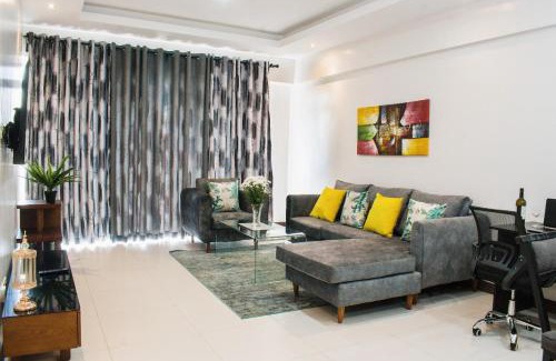 Kilimani Apartment | SILVERSTONE APARTMENT DELUXE 1 Bedroom WITH A VIEW , GYM & POOL - KILIMANI