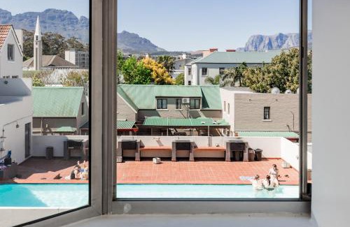 Stellenbosch Central Apartment | Silvertree Collective Spacious Central Apartment