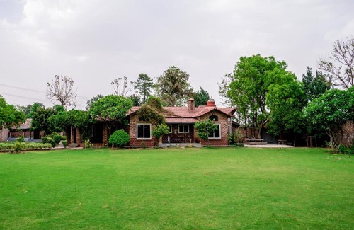 Taoru Villa | Simbliss Farm - A Luxury Farmhouse with Private Pool Near Gurgoan and Delhi