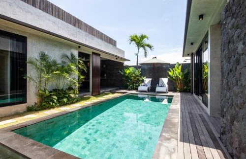 Batubelig Villa | Simple And Magical . VILLA ALMAYA