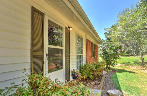 Avery Creek House | Simple But Sweet Cottage House