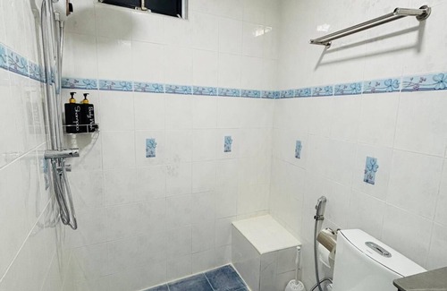 Male Apartment | Simple, homely 2-bedroom apartment with WiFi, AC etc in fabulous Male, Maldives