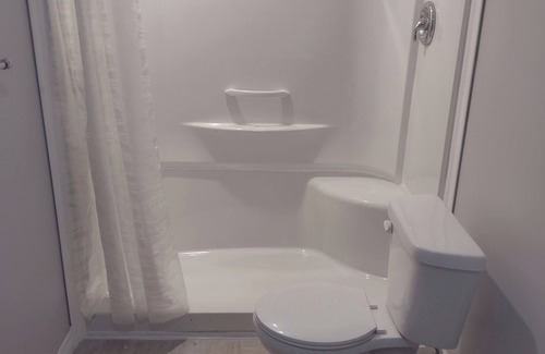 Leamington Apartment | Simple Suite | 42nd Parallel | Point Pelee Biking