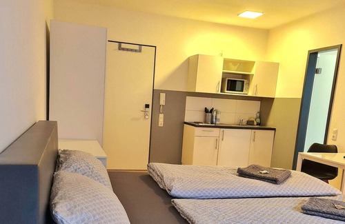 Karlsruhe City Centre Apartment | Simplex Apartments at Ludwigsplatz | suite four