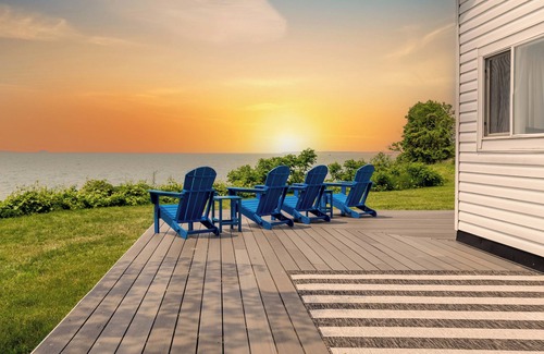 Sandusky Apartment | Simply Kelleys Resort -The Great Escape West- charming and renovated 2-bed!