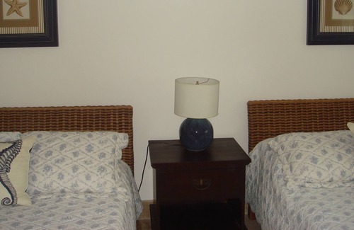 El Centro Villa | Simply Priceless Villa Suite