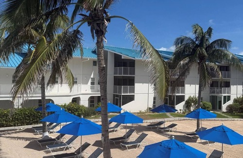 Seven Mile Beach Condo | Simply the Best at the Most Reasonable Price-Cayman Reef Resort #2