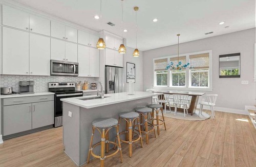 Mount Pleasant House | Sincerely Shem III- 7 min to beach and dtwn CHS