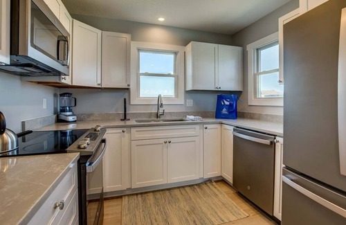 Tuckahoe House | Singing Sandpipers | 325 ft to the beach | Private Pool, Dog Friendly, Community Pool