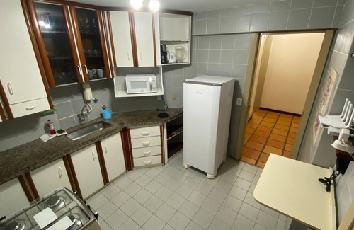 Ilheus Apartment | Single apartment per floor, city center, two parking spaces and swimming pool