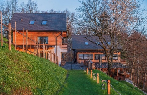 Zalec Bed & Breakfast | Single bedroom at the idyllic location surrounded by nature