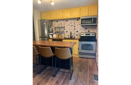 Bridgetown House | Single Family Home 4 Bed 1.5 Bath Bridgetown Cincy OH Beautiful back yard!