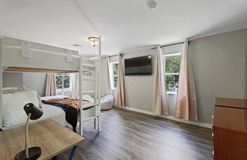 Hershey Condo | Single Family Home Rent Ready 30+ Day Minimum Fully Furnished