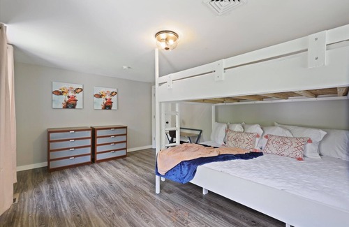 Hershey Condo | Single Family Home Rent Ready 30+ Day Minimum Fully Furnished