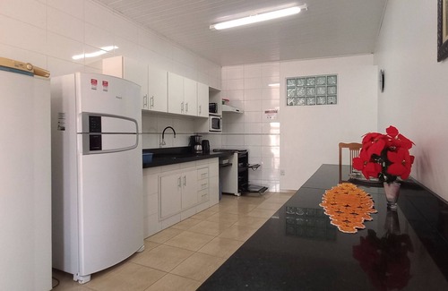 Capao da Canoa House | Single House On The Patio With Two Bedrooms And Wi-Fi In Capão Da Canoa