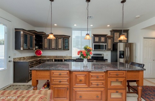 Paradise Valley Village House | Single level 4BD three Bath Villa very quite in Cul-De-Sac with RV Parking