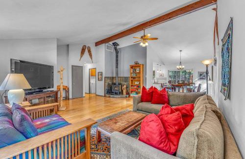 Ridgewood House | Single Level Carnelian Bay Gem Near Skiing & Beach