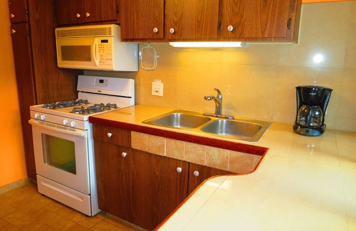 Frydendal Villa | Single Level Villa 4 rooms, 45 seconds to beach, wi-fi included.