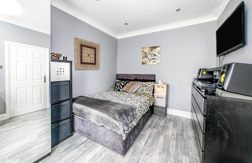 Sunderland House | Single Room at Cheviot Street