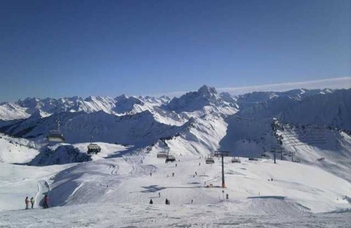 Lingenau House | Single room mountain view - Familienhotel & Gasthof Adler