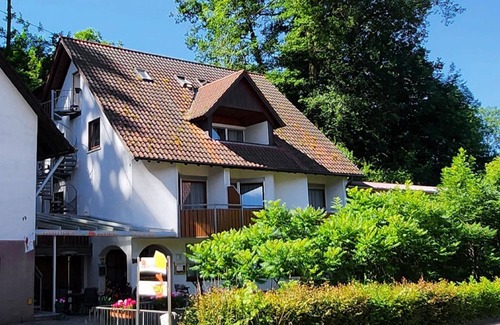 Ohlsbach Apartment | Single room with WC and shower/bath - Guesthouse Tagescafe Eckenfels