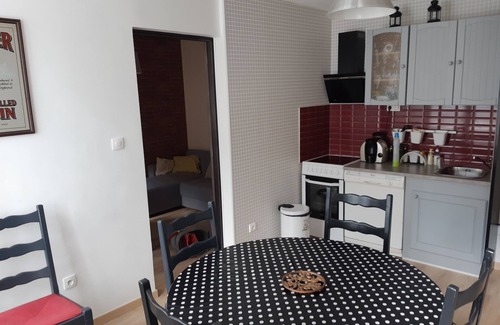 Verdun Apartment | single-storey heart of Verdun