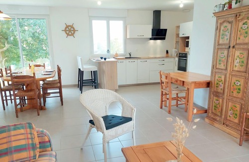 Plouarzel House | Single storey holiday home in Plouarzel