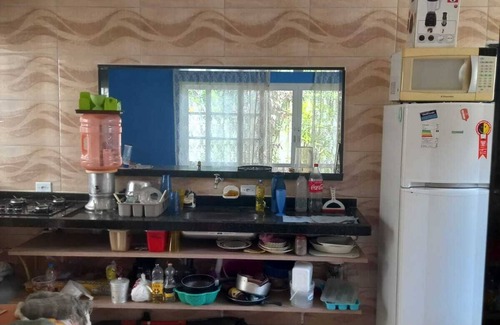 Itanhaem House | Single-storey house, airy, 5 minutes' walk to the beach, very close to the center