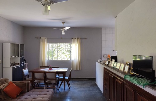 Cidade Nova Peruibe House | Single-storey house in Peruíbe, 400 meters from the beach