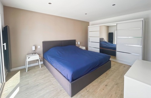 Saint-Ave House | Single-storey house with swimming pool for 8 people.