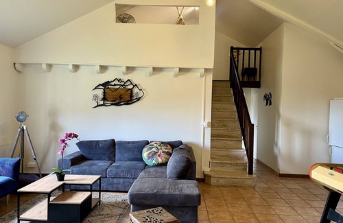 Bilheres House | SINGLE-STOREY SHEEPFOLD IN A SMALL MOUNTAIN VILLAGE IN OSSAU WITH JACUZZI