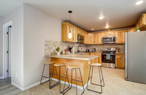 Fairbanks House | Single story townhouse in quiet neighborhood w fast access to main attractions!