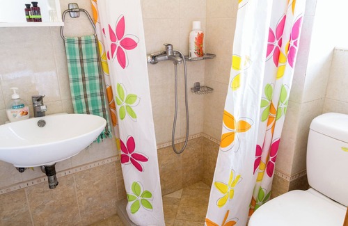 Diafani Apartment | Single studio with Kitchen, 3 minutes (by foot) to the Beach & Hiking paths.