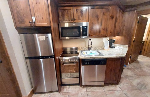 Gatlinburg Resort | Single Unit Mountain Cabin Resort Experiance