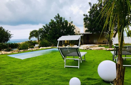 Cava dʼAliga Villa | Single villa with private pool and lovely sea view