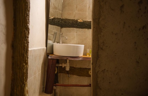 Sipi Cabin | Sipi Falls lodge