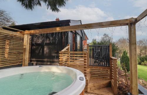Lyme Regis House | Sir George Baker Cabin