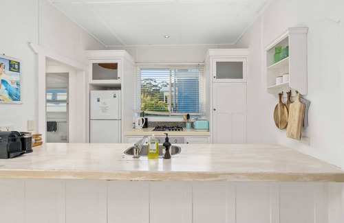 Currarong Cottage | Sirena Beach Cottage - Coastal Haven in Currarong